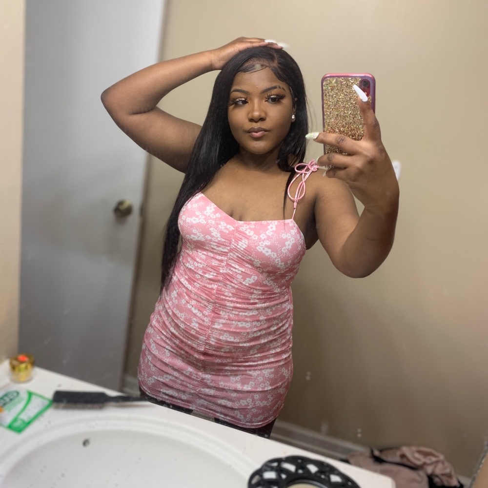 Meet your Posher, Aykeria